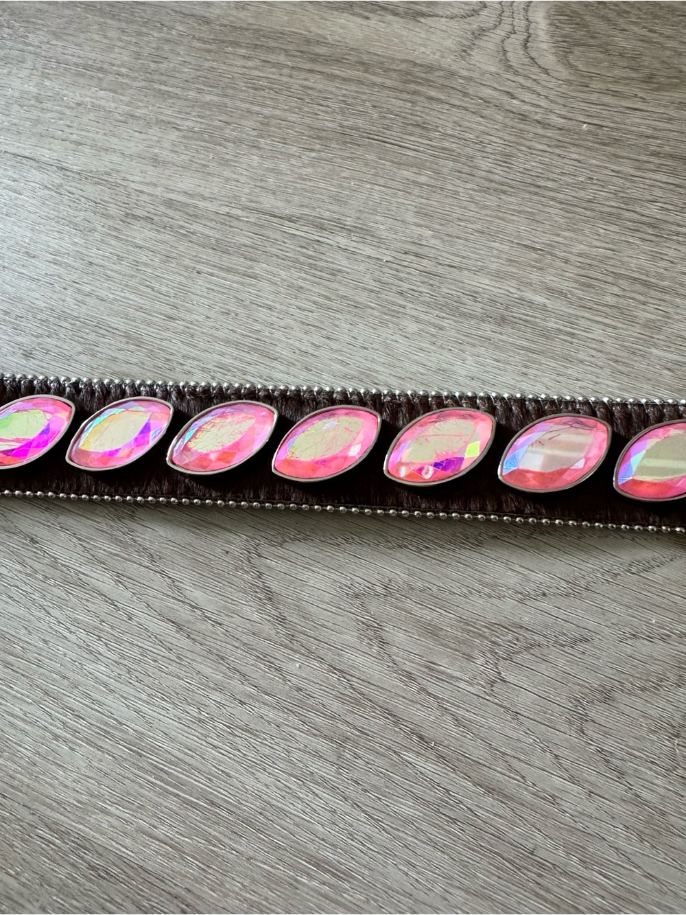 Embellished Western-Style Brown Leather Belt with Rhinestone Buckle - Picture 4 of 9